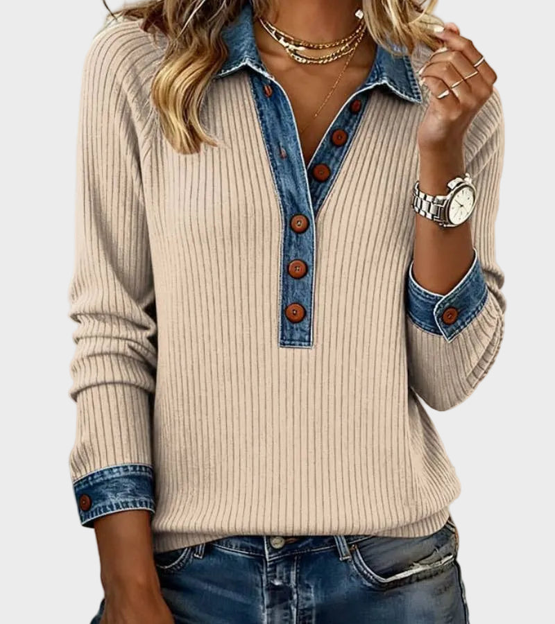 Ravit – Langermet denimbluse med strikkedetaljer