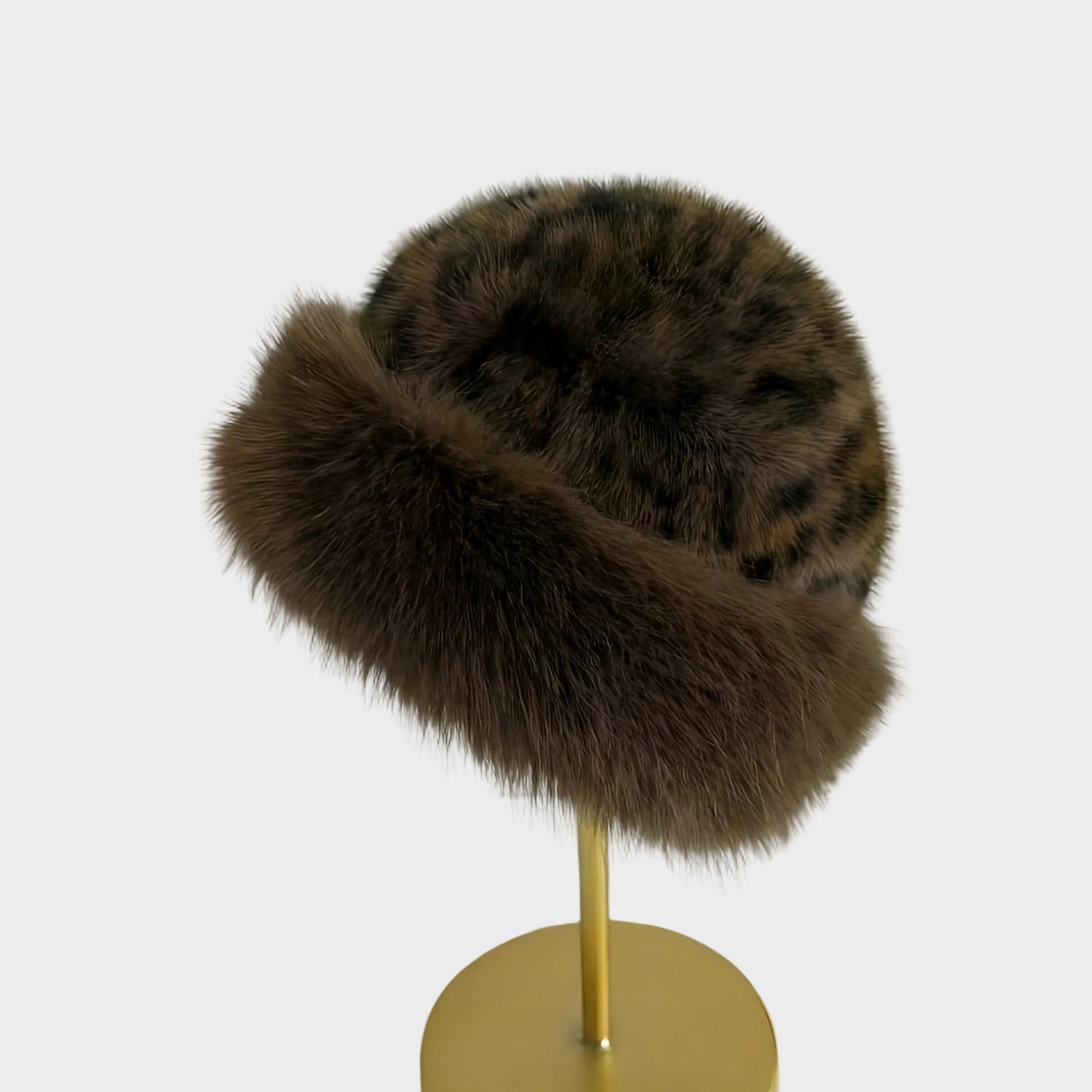 Zuzanna – Hatt med leopardmønster