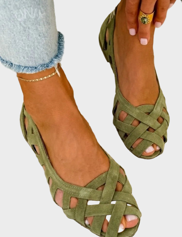 Caterina – Fargerike flettede sommersandaler