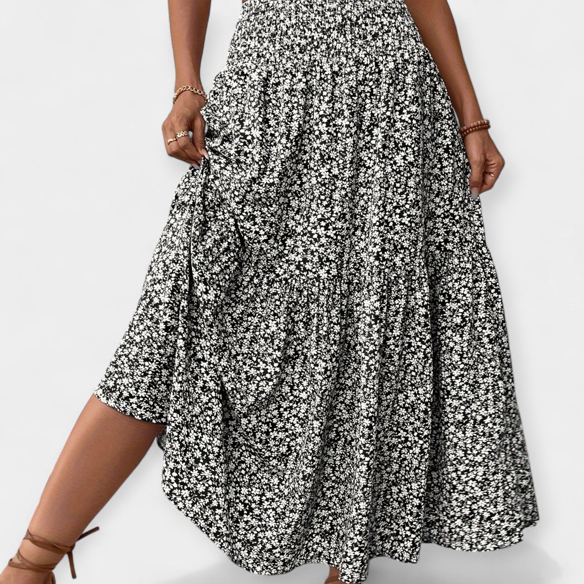 Sára – blomsterskjørt