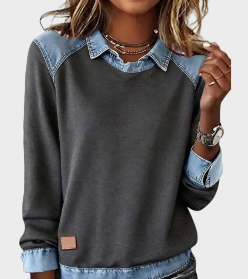 Ravit – Langermet denimbluse med strikkedetaljer