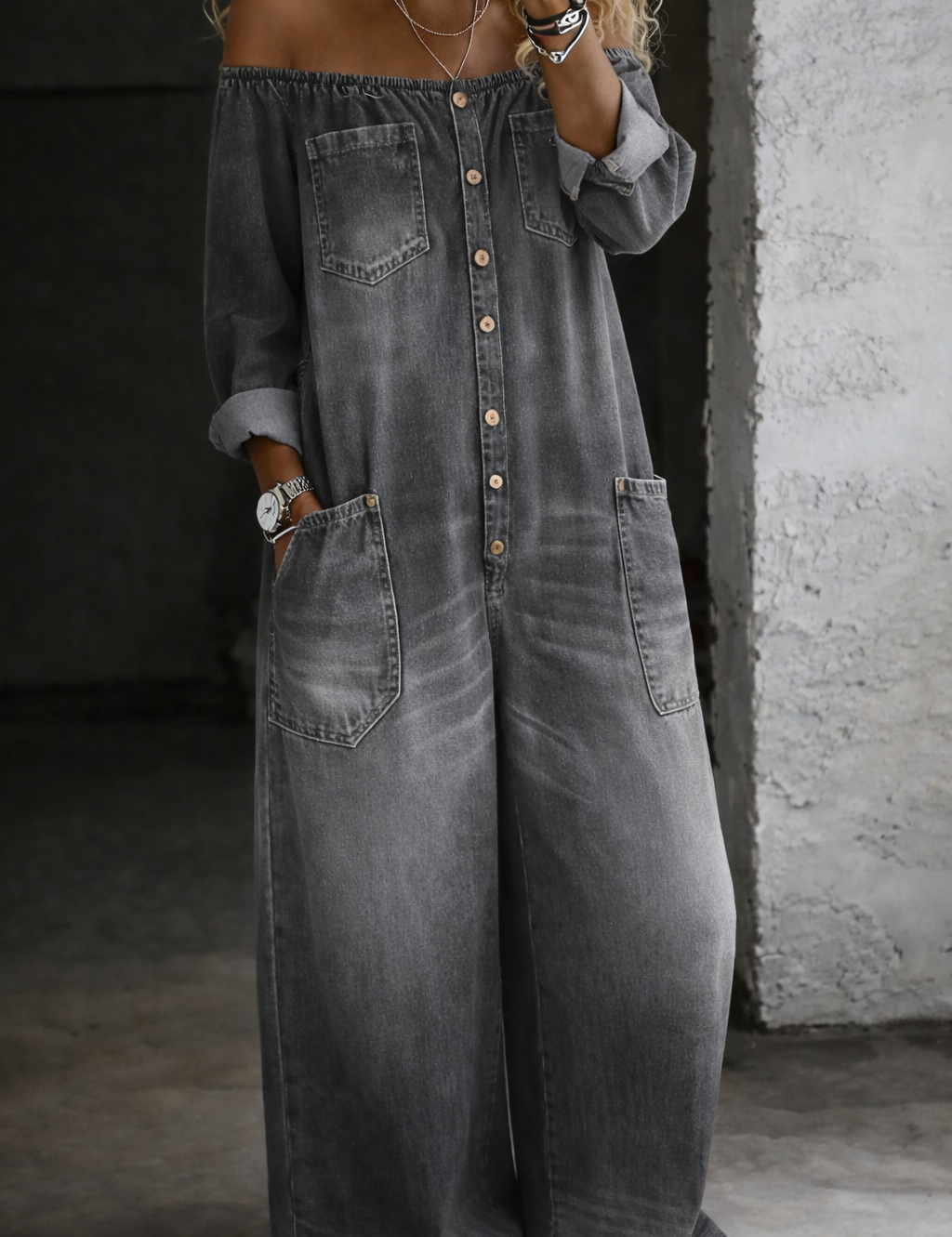 Elwira – Langermet jumpsuit med bare skuldre
