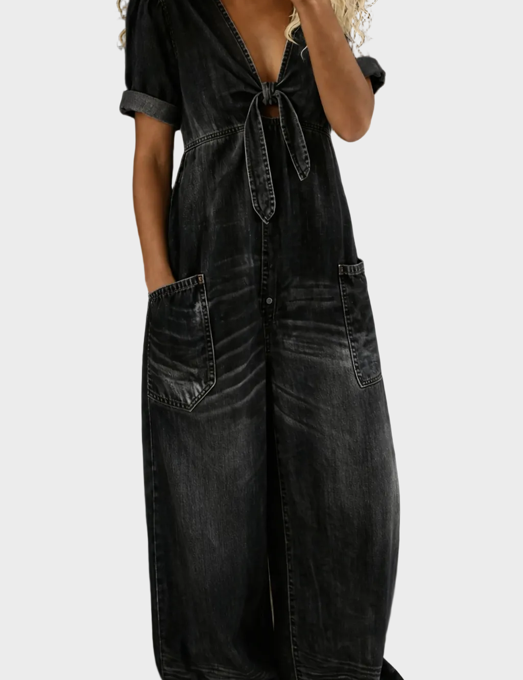 Kowalska – Jumpsuit med korte ermer og V-hals