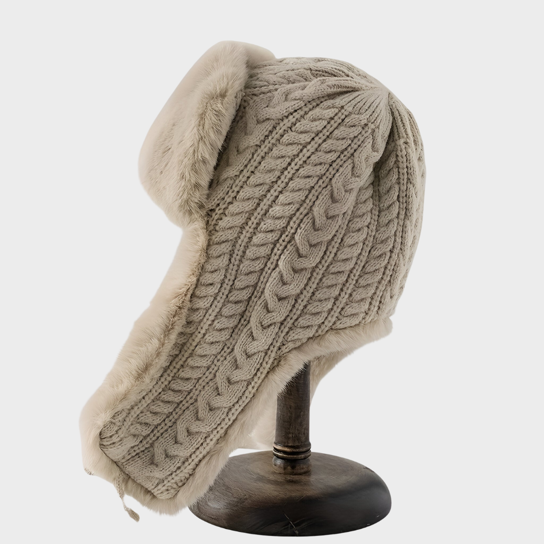 Dagmara – Komfortabel fleece-lue med ørelapper