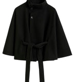 Elegant cape for dame med belte