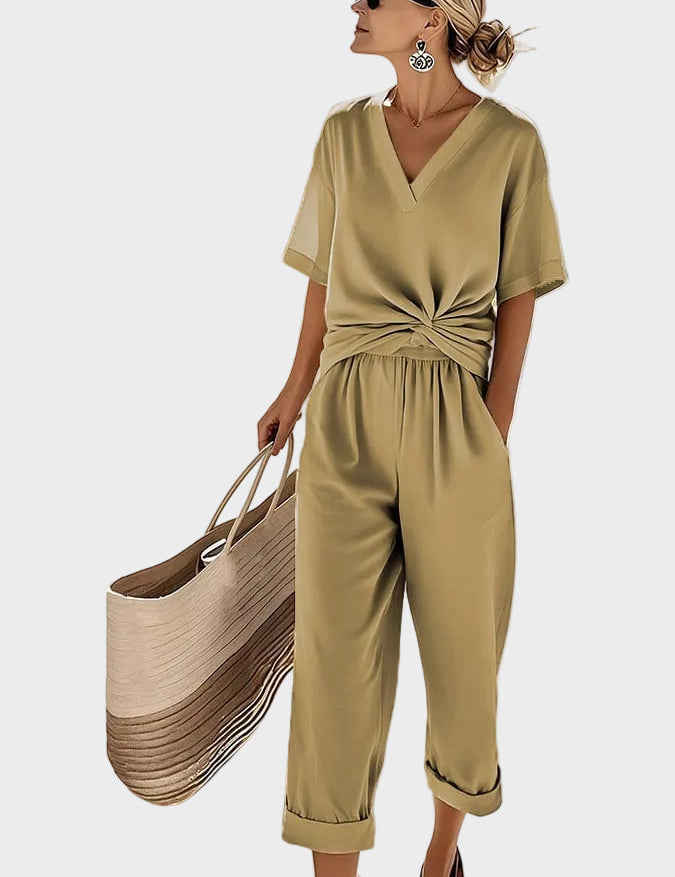 Ava – Elegant todelt sett