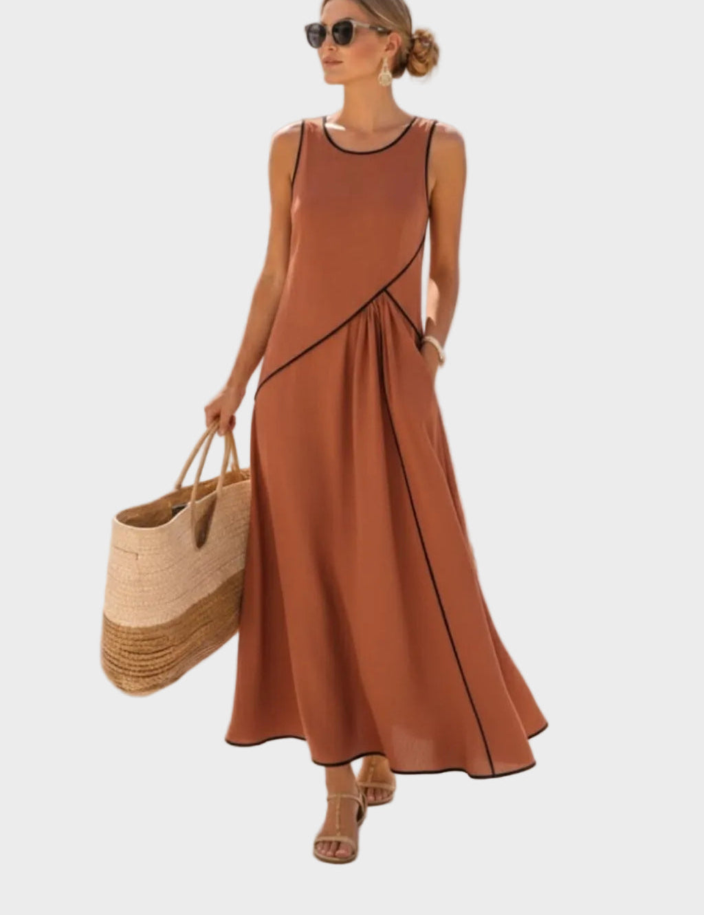 Maisy – Elegant ermeløs kjole