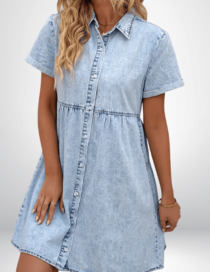 Rosa – Klassisk denimkjole med knapper