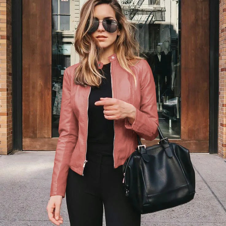 Figursydd skinnjakke – dristig eleganse med rocka stil