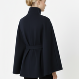 Elegant cape for dame med belte