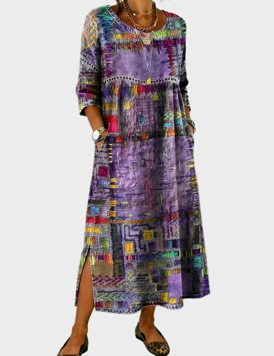 Inaya – Denimkjole med etnisk patchwork