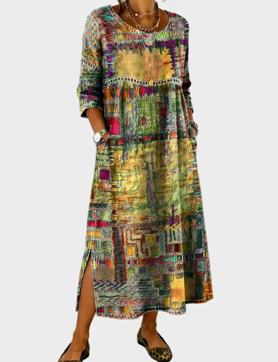 Inaya – Denimkjole med etnisk patchwork