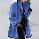 Elegant trenchcoat for dame med åpen front