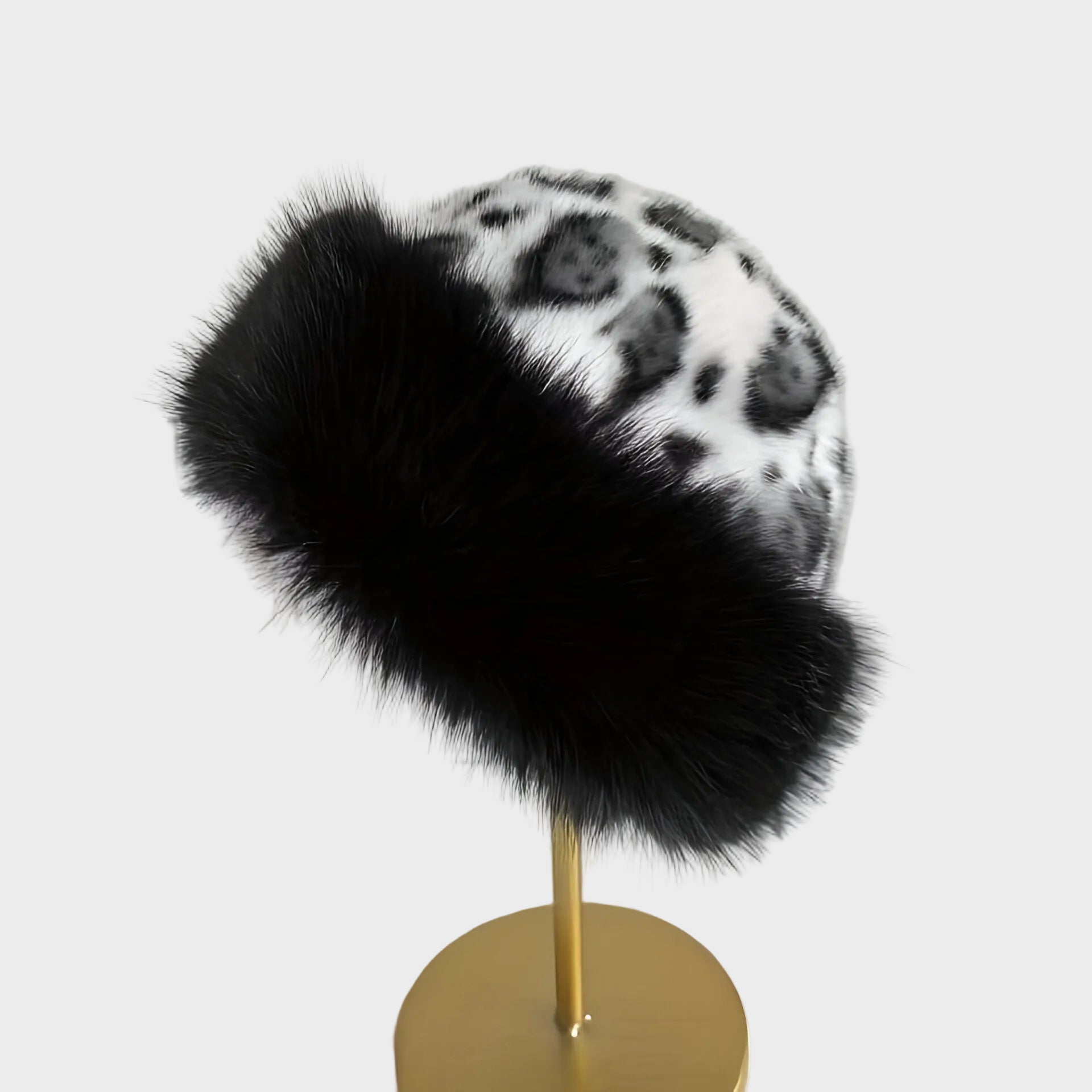 Zuzanna – Hatt med leopardmønster