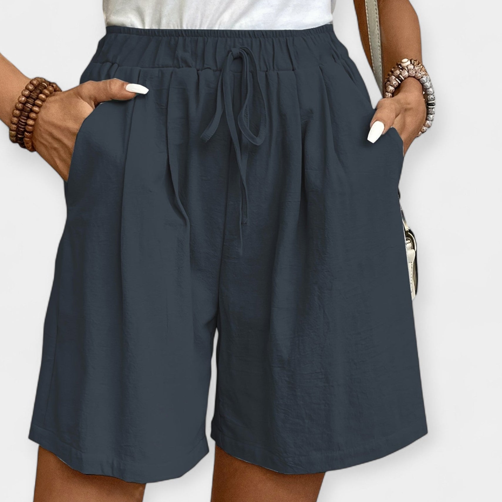 Jasmína – lette shorts