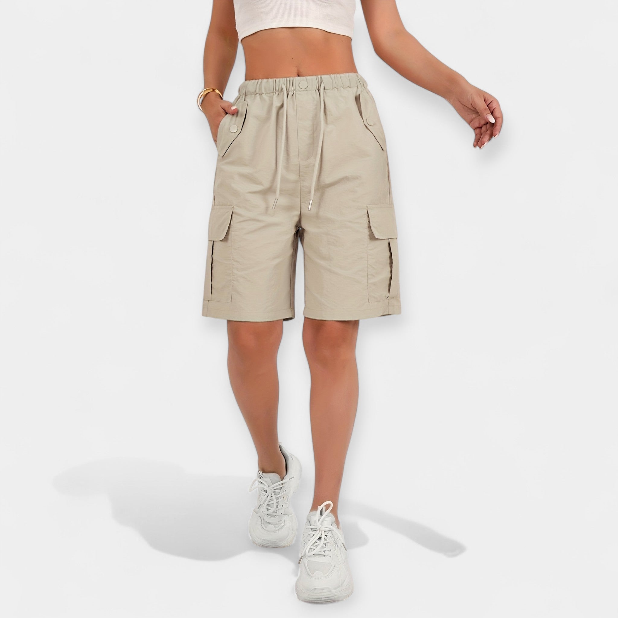 Zuzana – cargoshorts for damer til sommeren