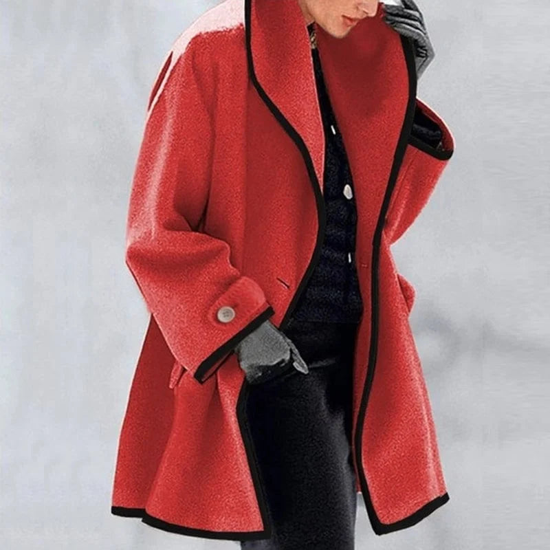 Elegant trenchcoat for dame med åpen front