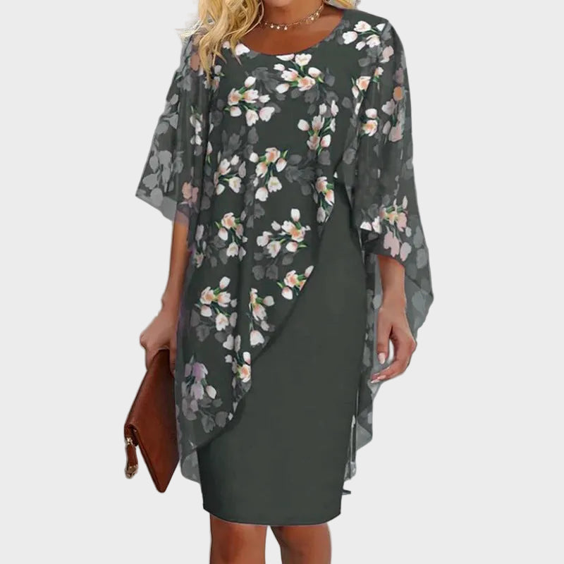 Amalie – Elegant kjolesett med blomstrete chiffontopp
